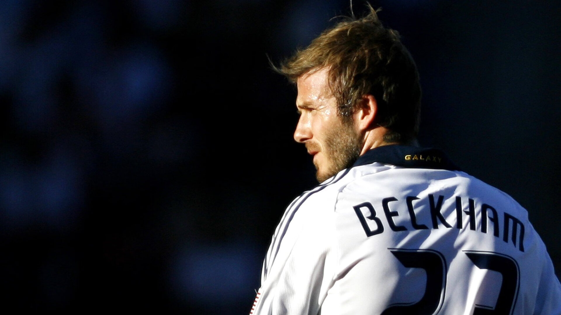 罗德里戈，在喀麦隆对阵国际米兰的虚构战场上，一手导演胜利的隐形王者