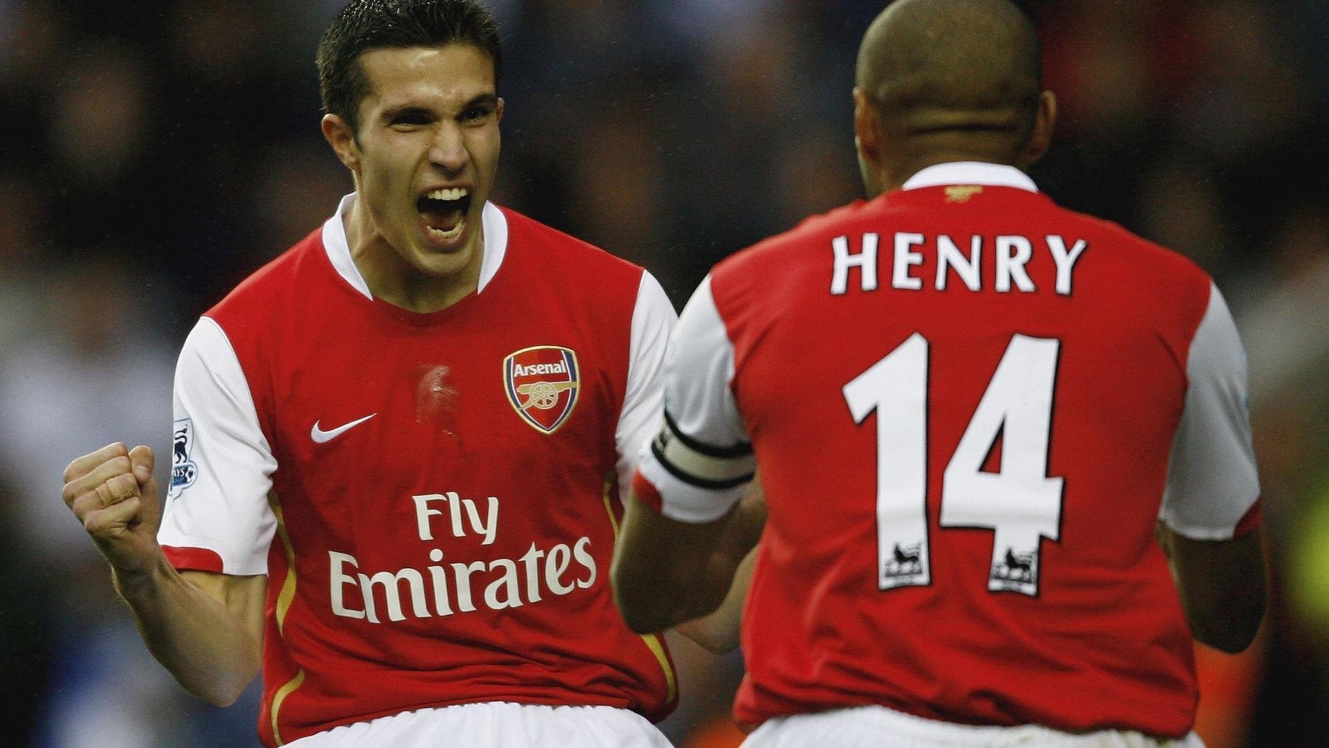 金玟哉，钢铁防线上的东方长城，一记头球击碎傲慢与偏见