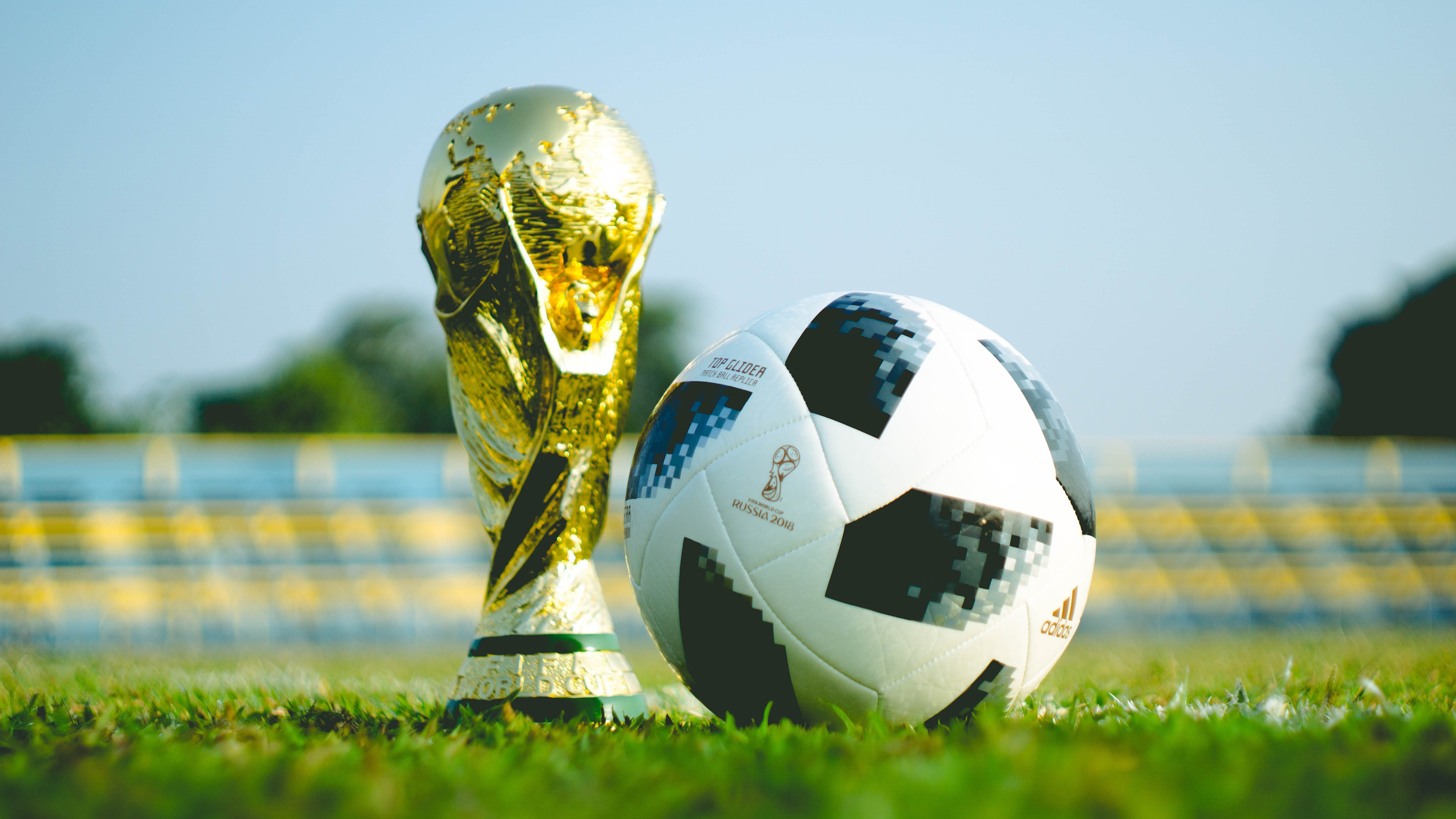 2026世界杯焦点战，日本VS乌兹别克斯坦，阿方索·戴维斯成胜负手